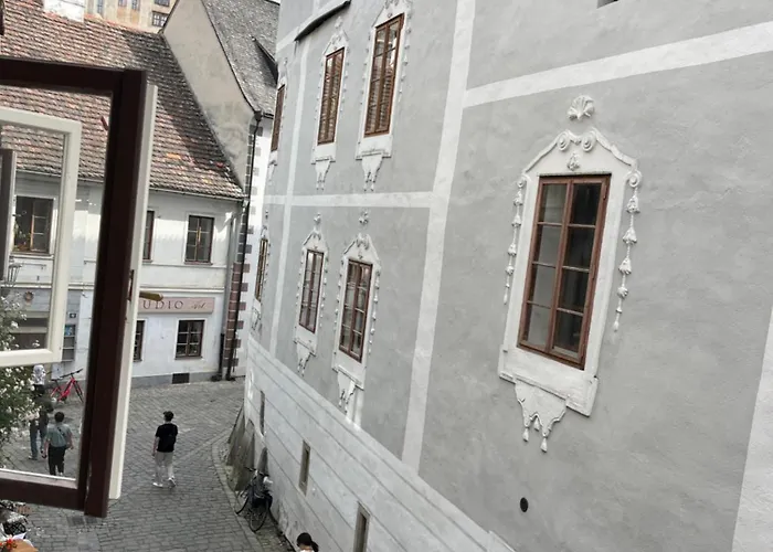 Vandrerhjem Travel *
